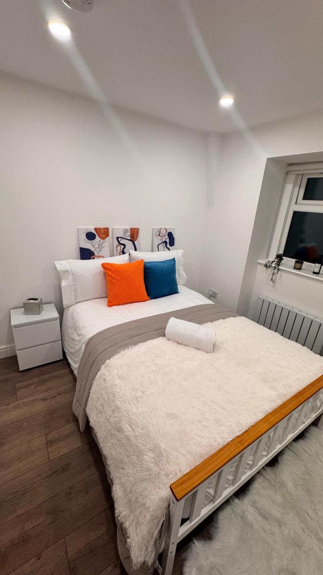 2 Bedroom 2 Bth Deluxe Suite, Netflix Games, Near Putney Station, Fulham And Wimbledon, Ideal For Business And Relocator Appartamento *